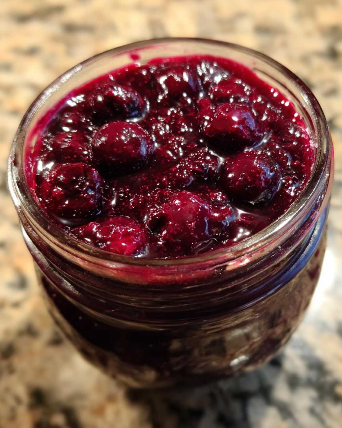 Homemade Blueberry Jam - detail 2
