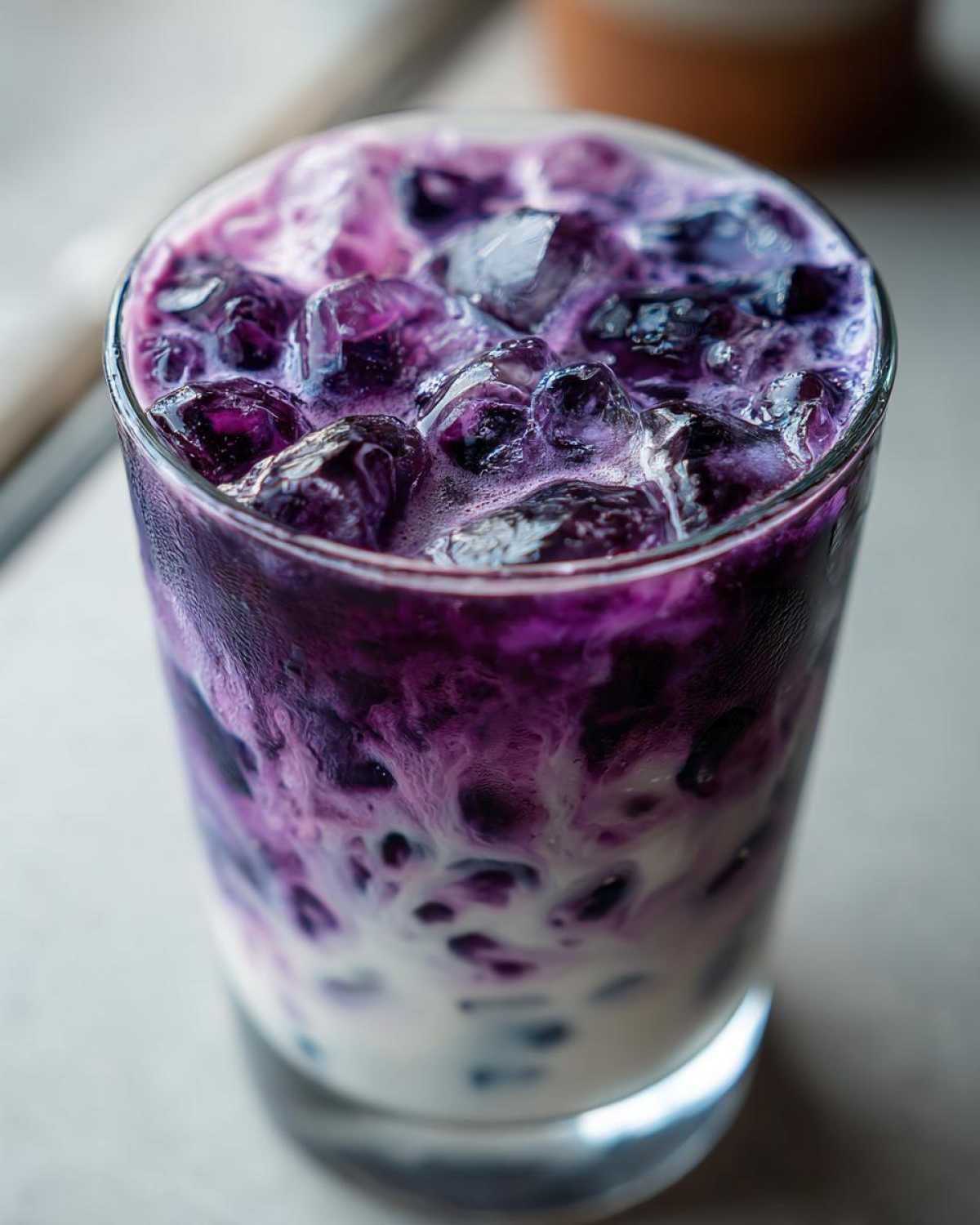 Iced Blueberry Milk - detail 1