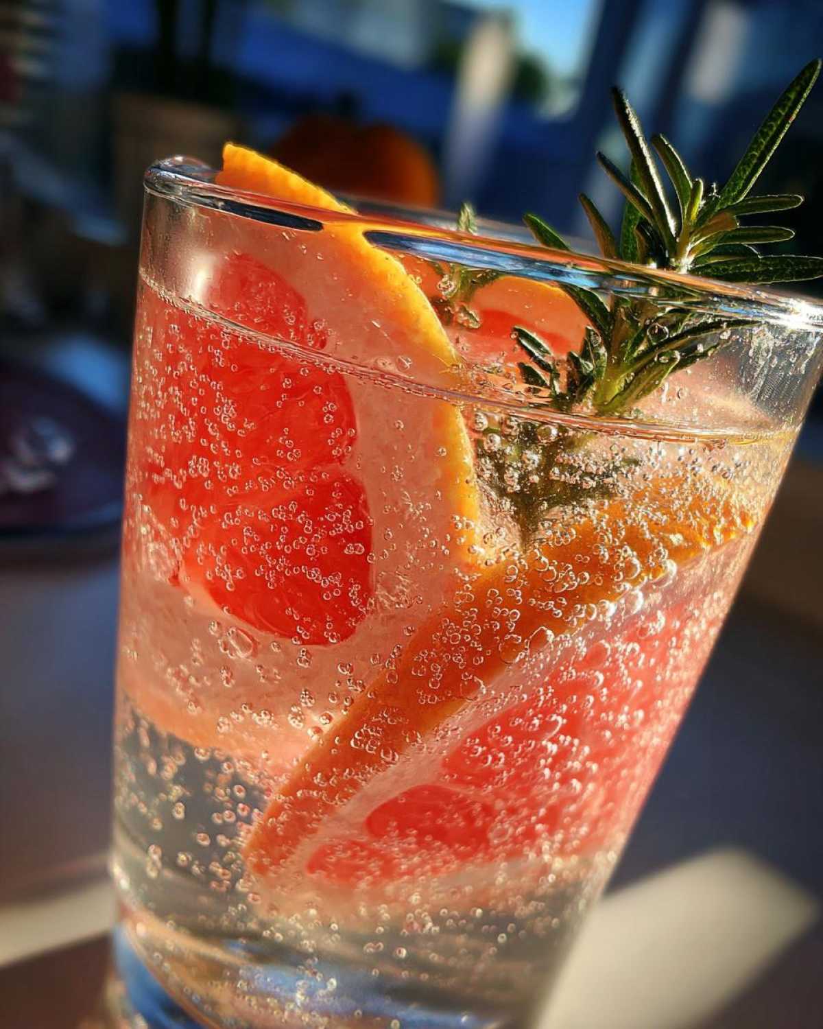 Grapefruit Rosemary Gin & Tonic - detail 1