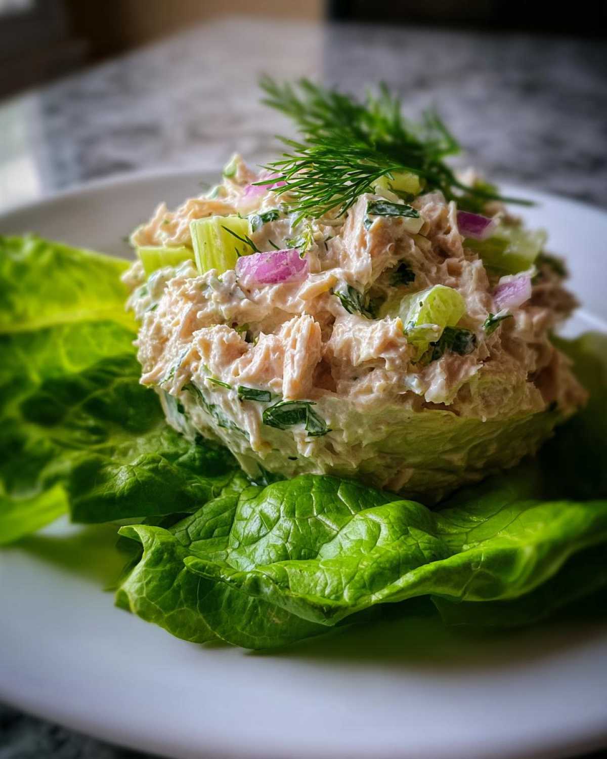 Greek yogurt tuna salad - detail 1