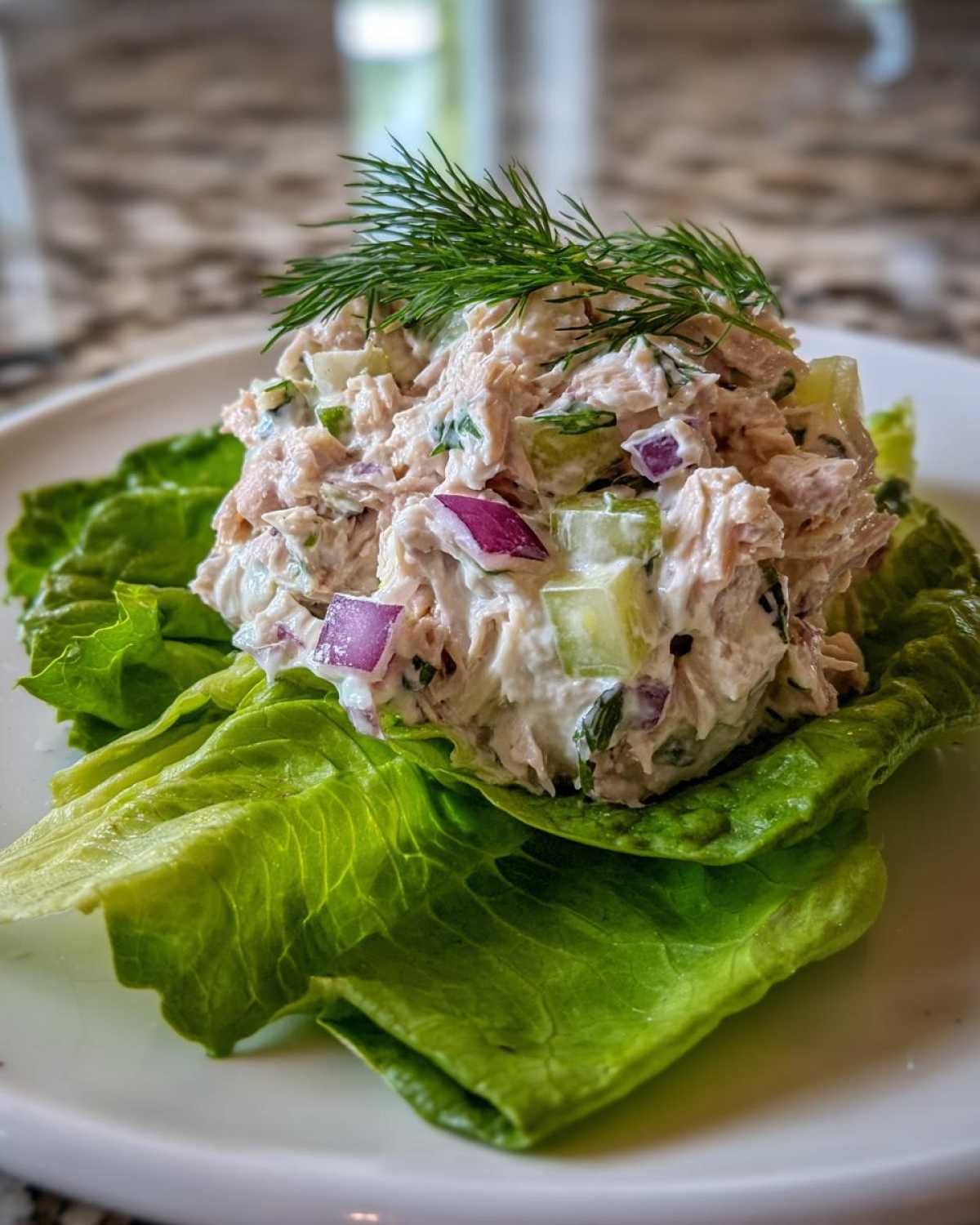 Greek yogurt tuna salad - detail 3