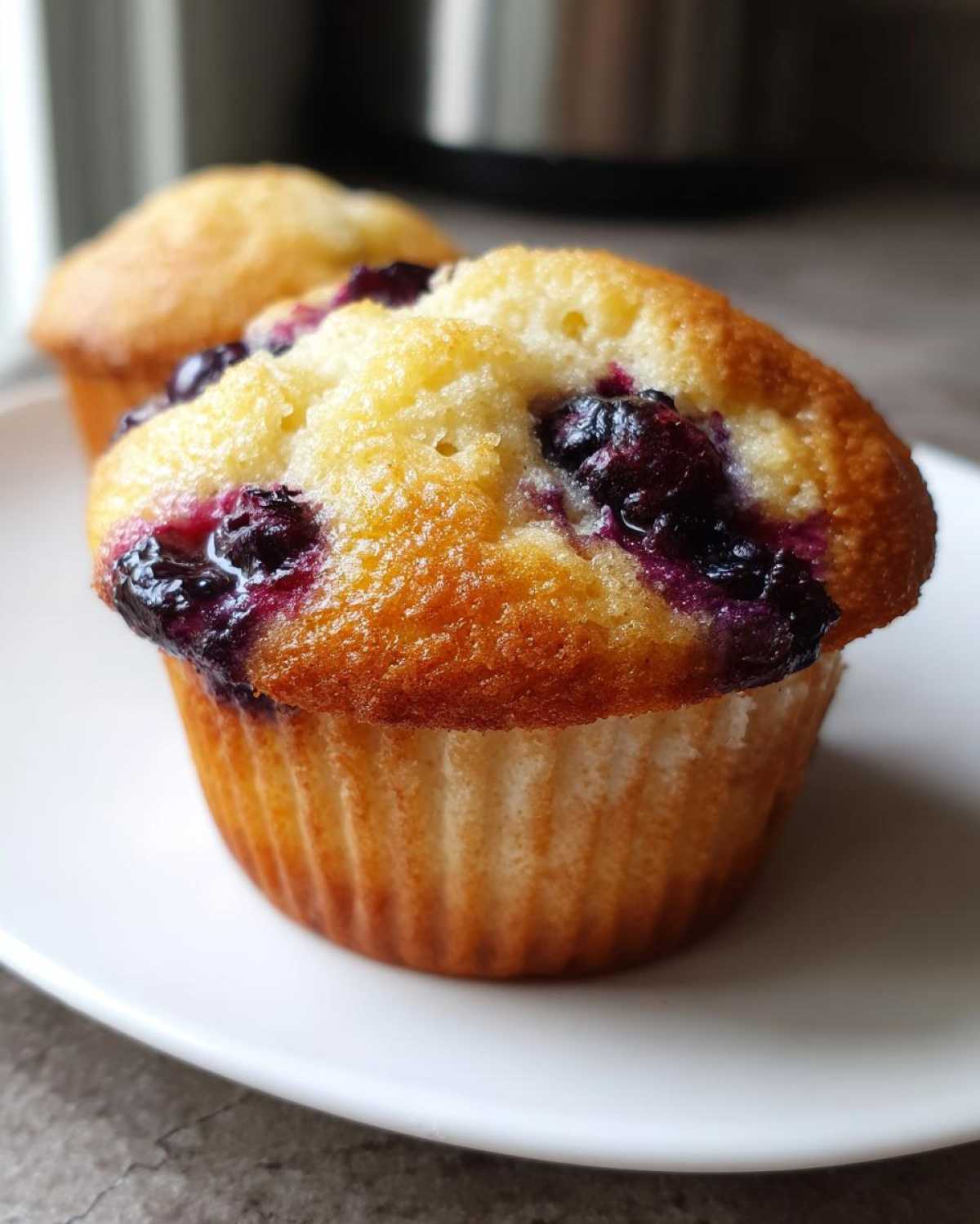 Lemon blueberry muffins - detail 2