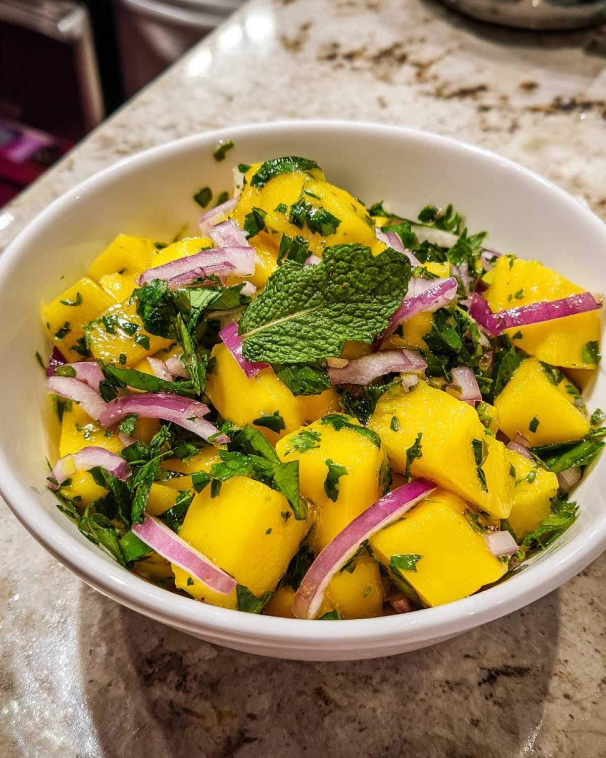 Mango Mango Salad - detail 2