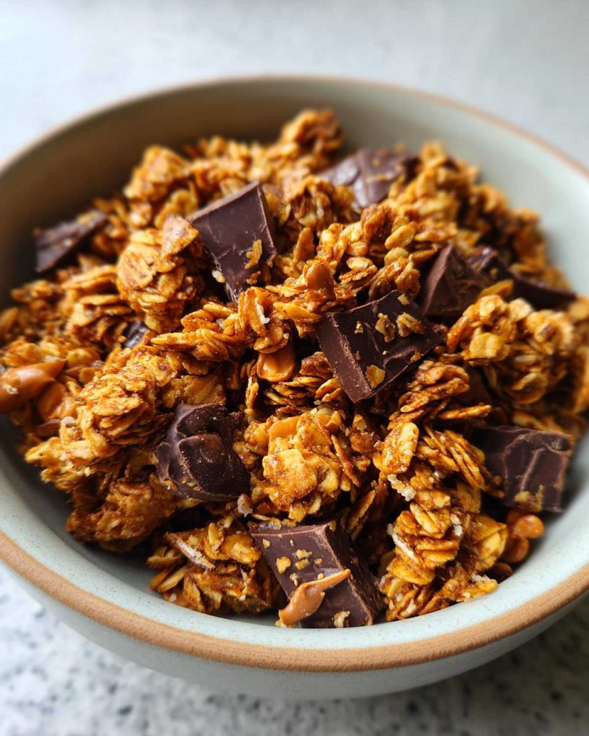 Peanut Butter Cup Granola - detail 1