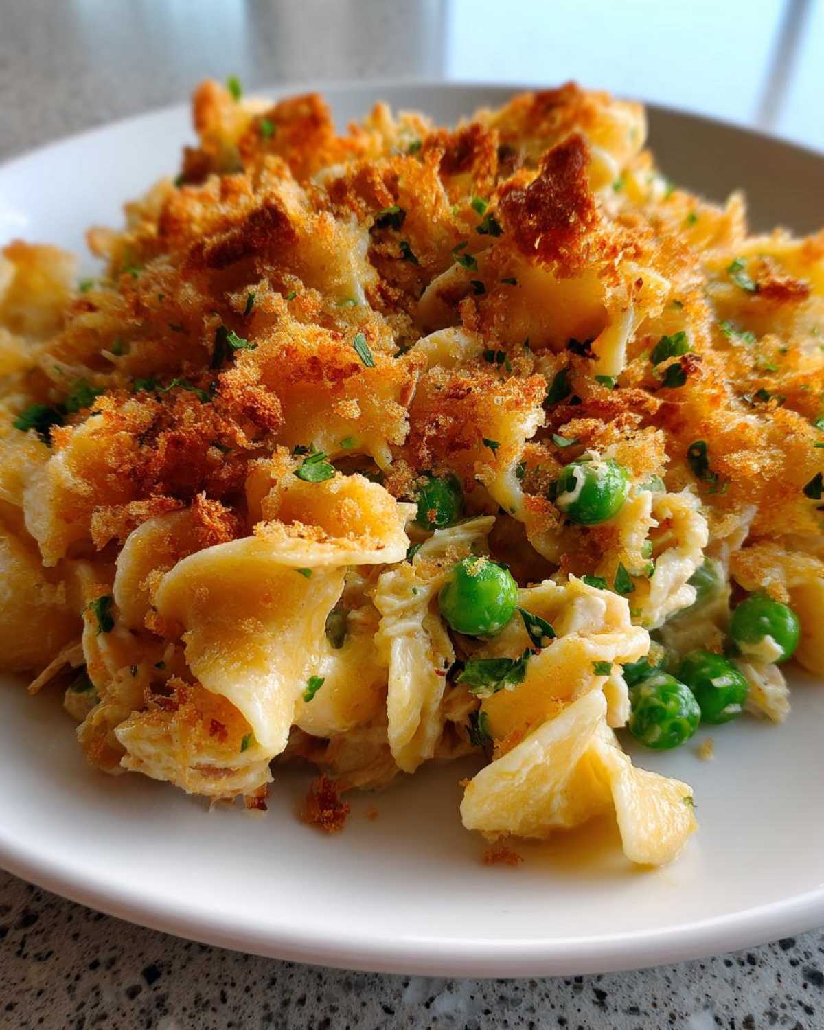 Slow cooker tuna noodle casserole - detail 1