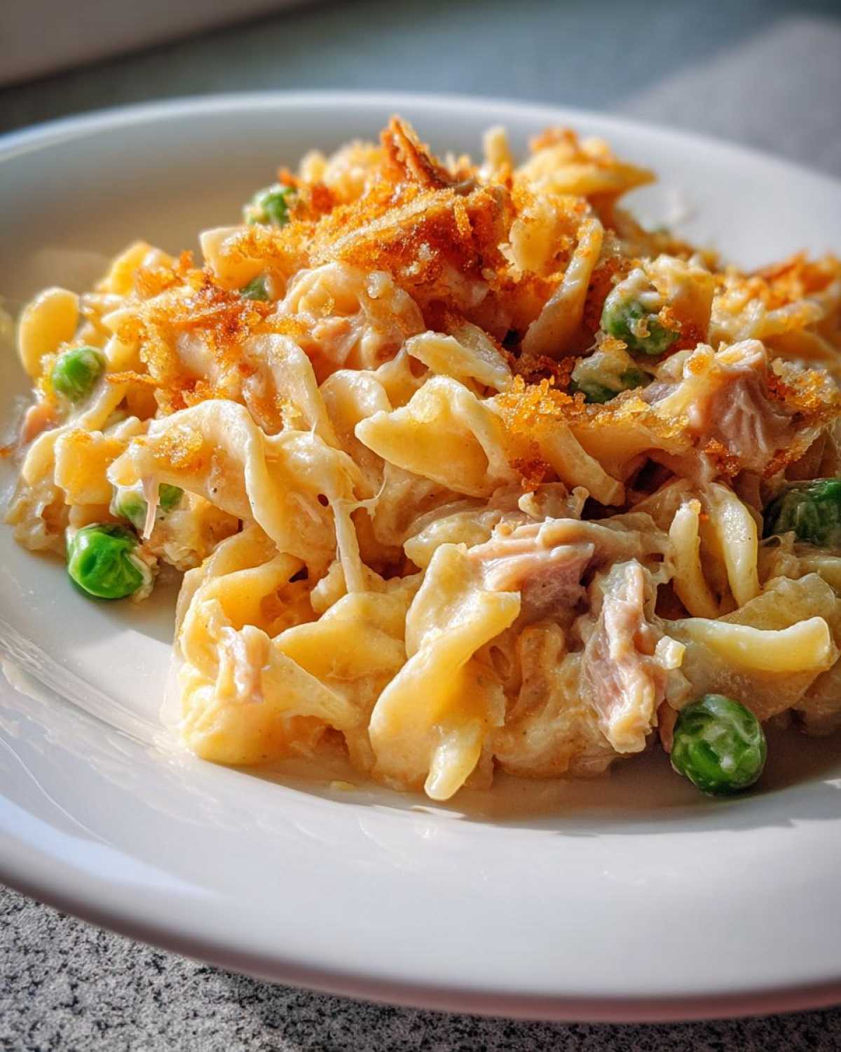 Slow cooker tuna noodle casserole - detail 3