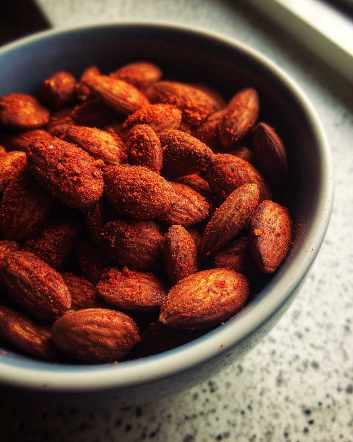Smoky Paprika Almonds - detail 2