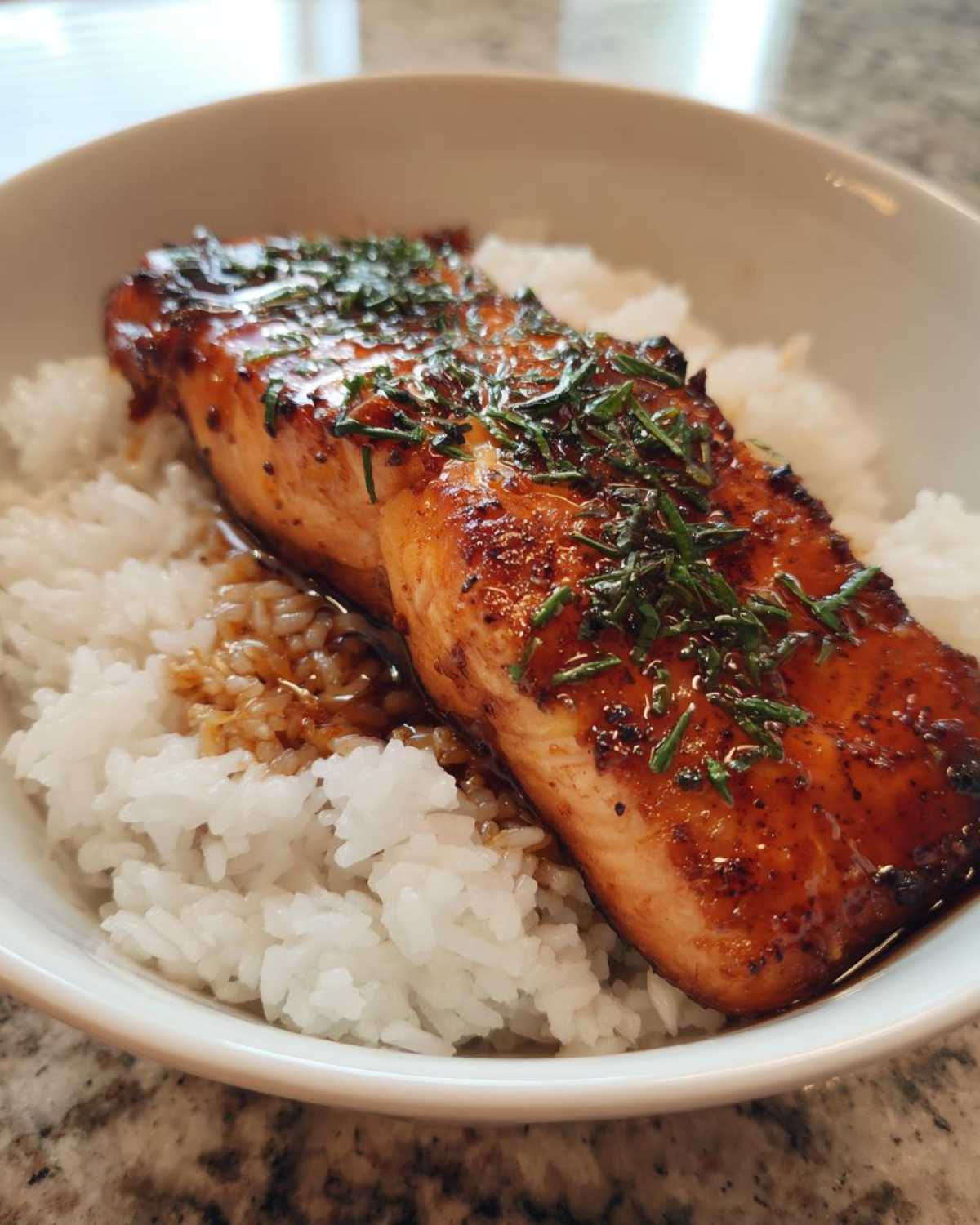 Teriyaki Salmon Bowl - detail 3