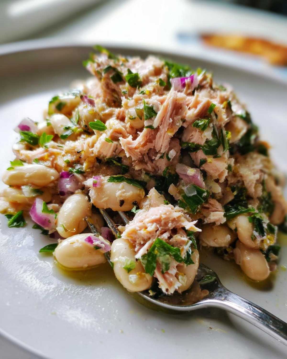 Tuna and White Bean Salad with a Lemon Vinaigrette - detail 1