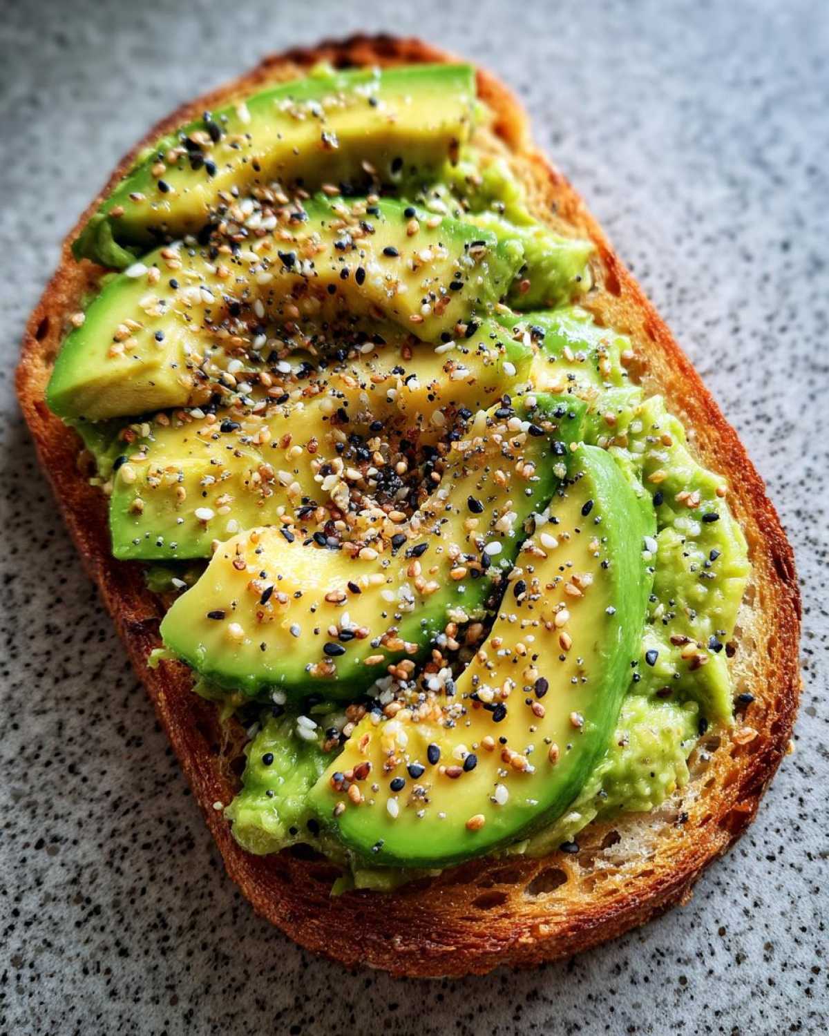 Avocado Toast with Everything Bagel Seasoning - detail 2