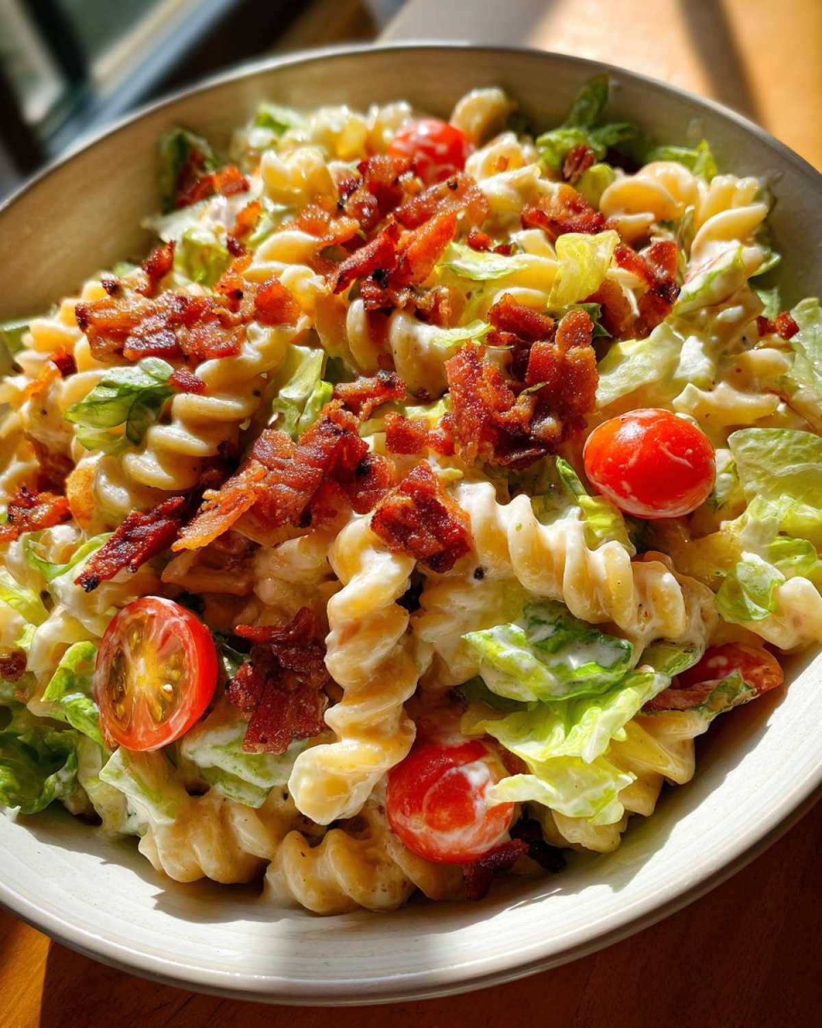 BLT Pasta Salad - detail 1