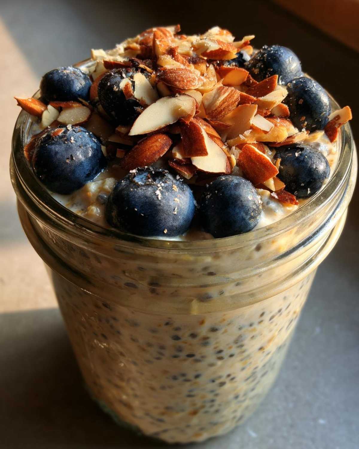 Blueberry Almond Overnight Oats - detail 2