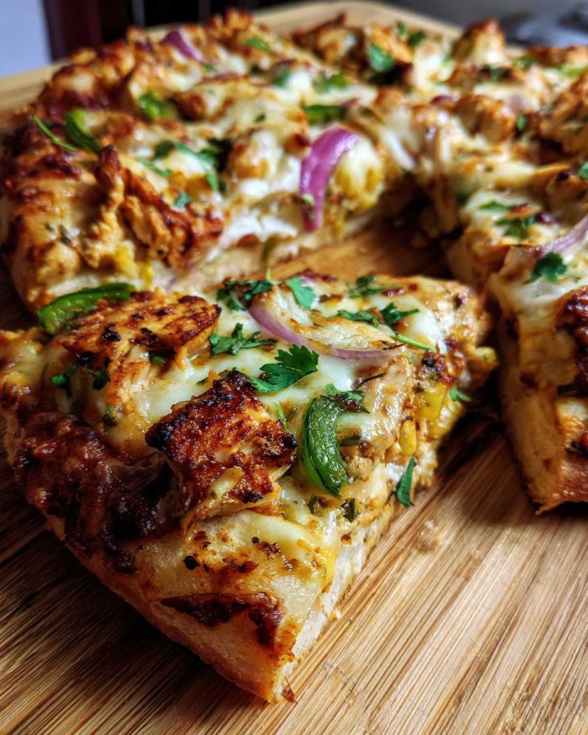 Homemade BBQ Chicken Pizza - detail 3