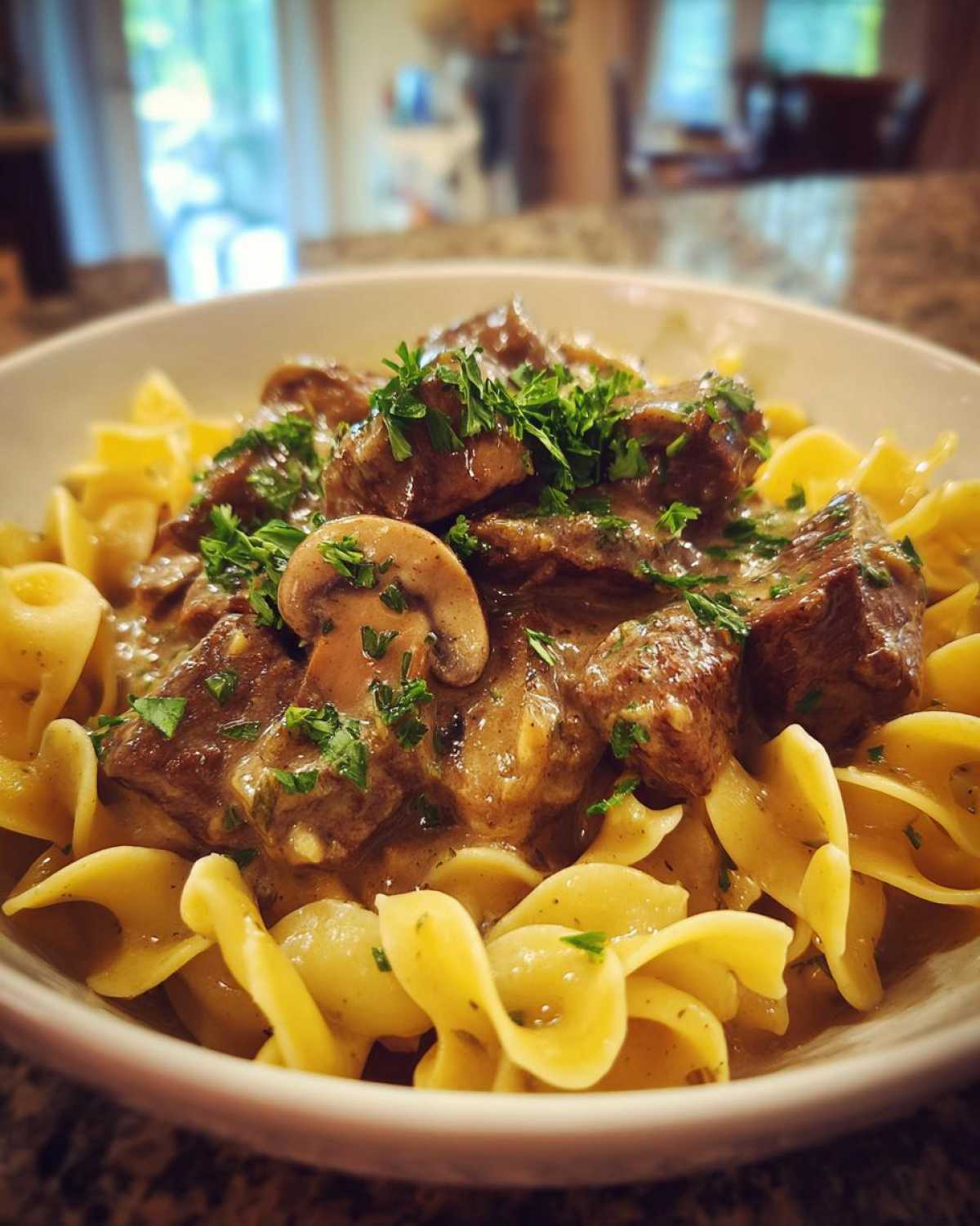 Slow Cooker Beef Stroganoff - detail 1