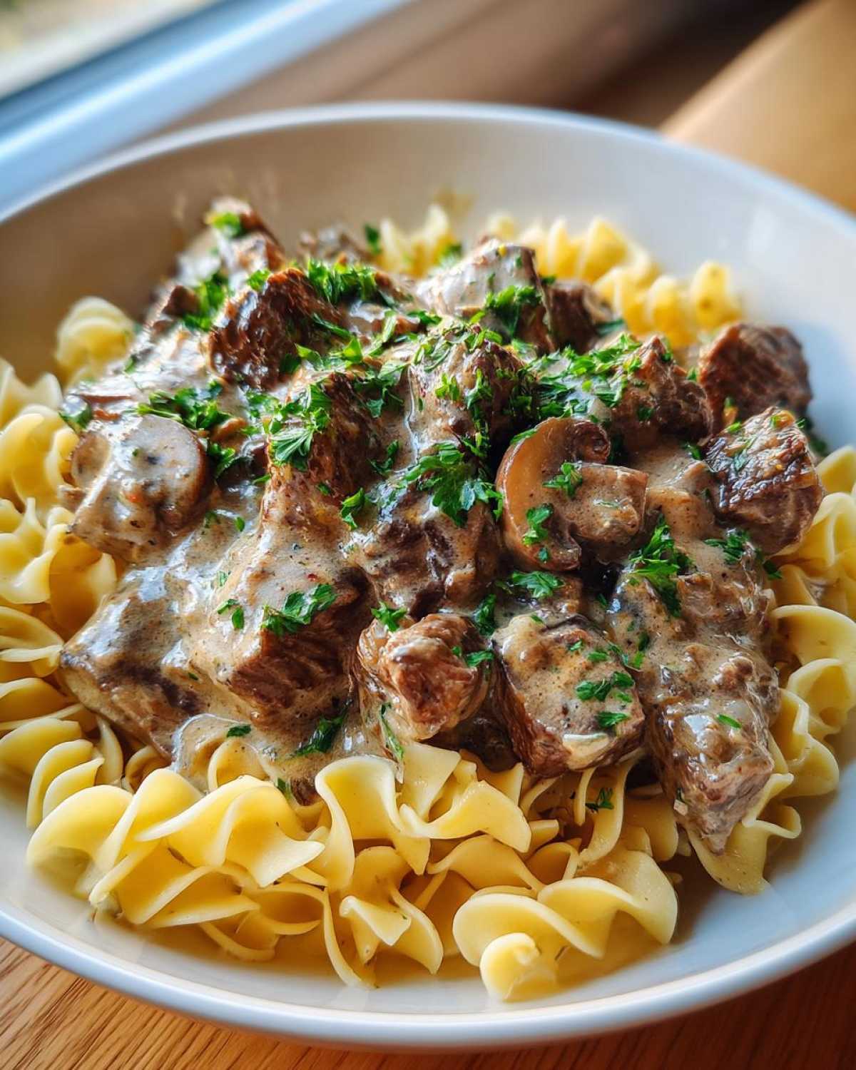 Slow Cooker Beef Stroganoff - detail 3