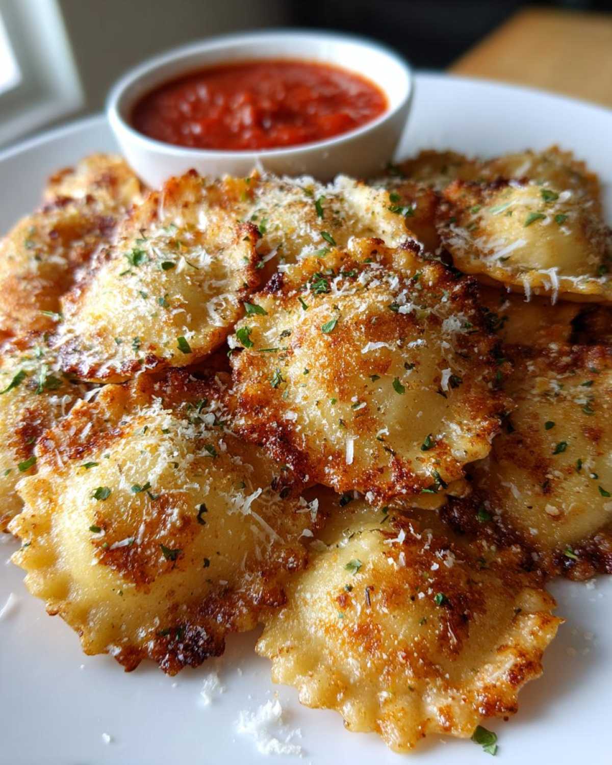 Air Fryer Ravioli (Crispy Pasta Chips) - detail 2