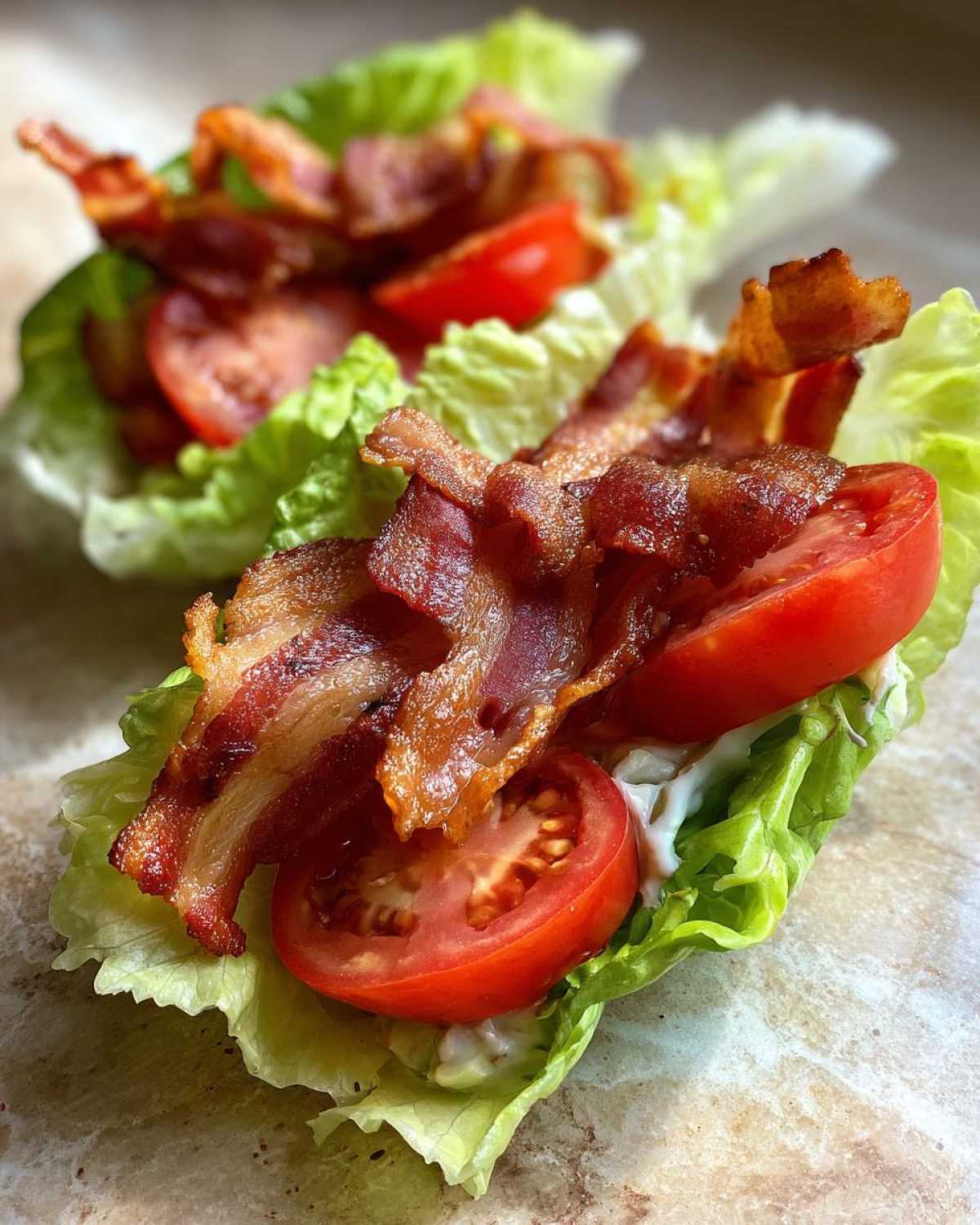 BLT Lettuce Cups (Low-Carb Lettuce Wraps) - detail 4