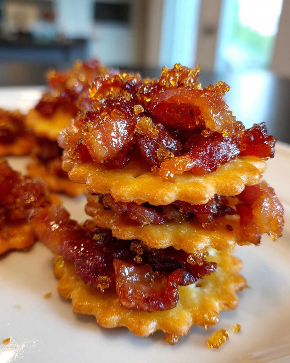 Candied Bacon Crackers (Sweet-Salty Snack) - detail 4