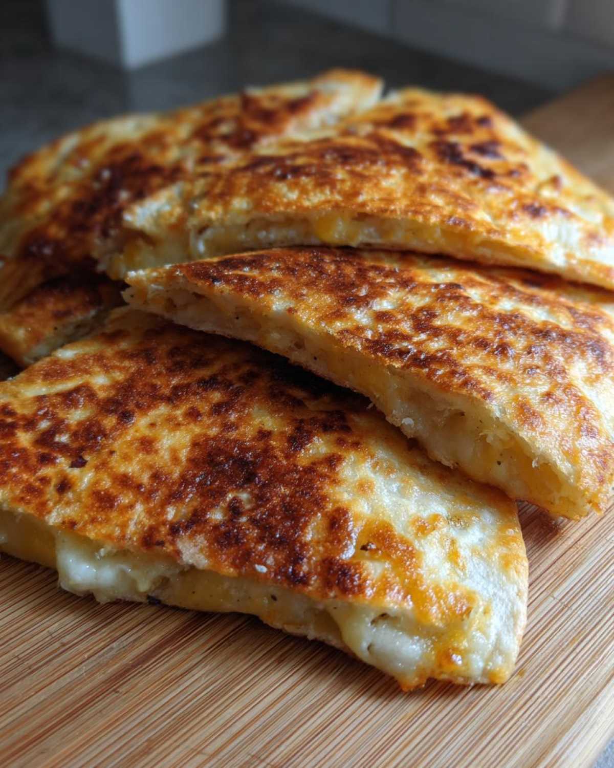 Cheese-Crusted Quesadilla (Inside-Out Quesadilla) - detail 2