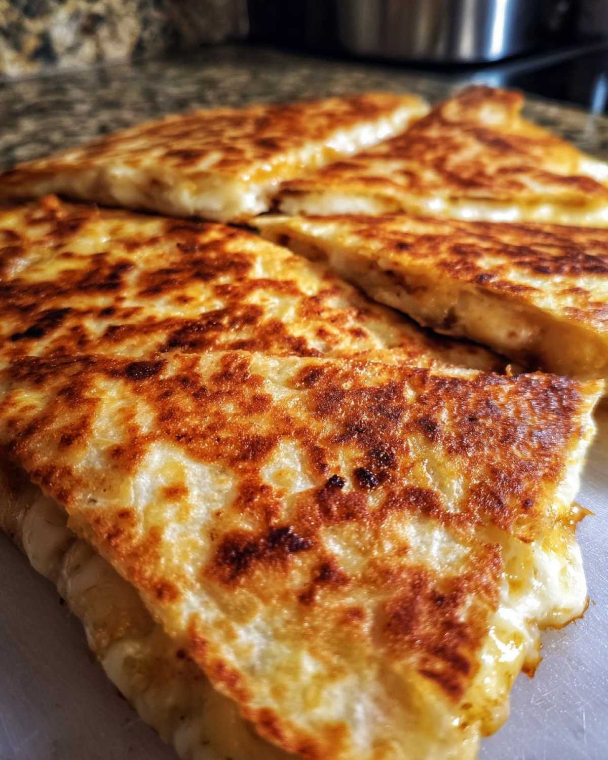 Cheese-Crusted Quesadilla (Inside-Out Quesadilla) - detail 3