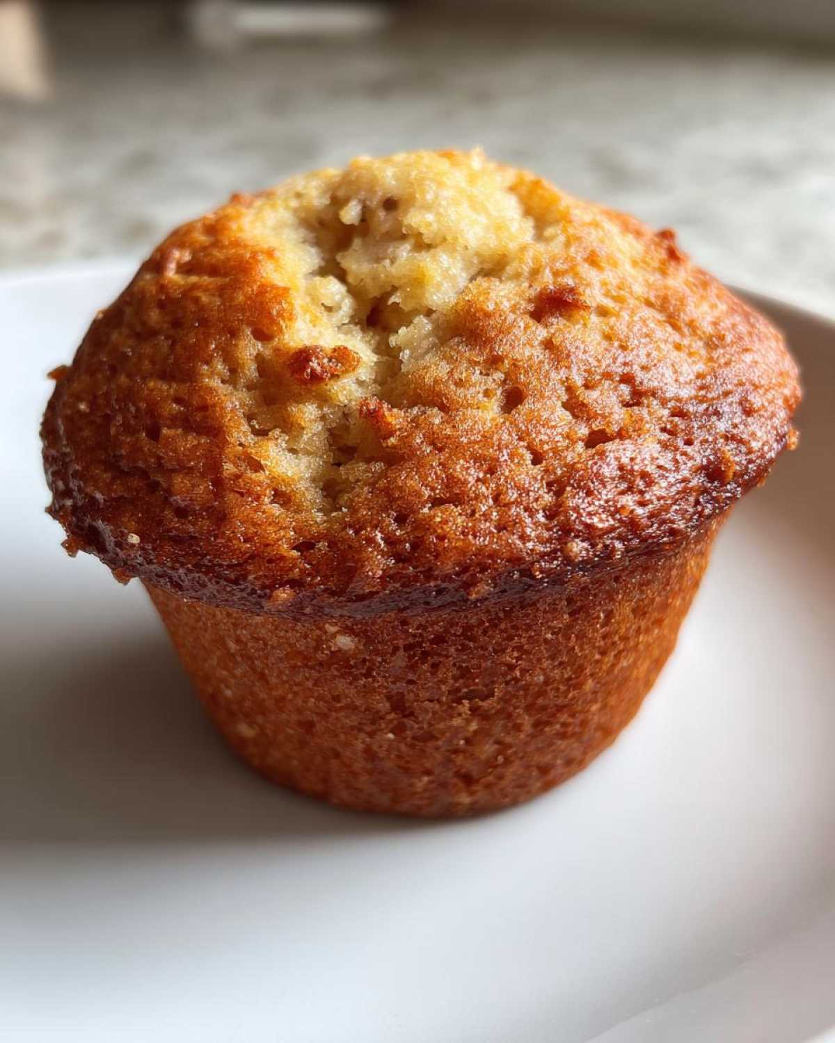 Classic banana muffins - detail 2