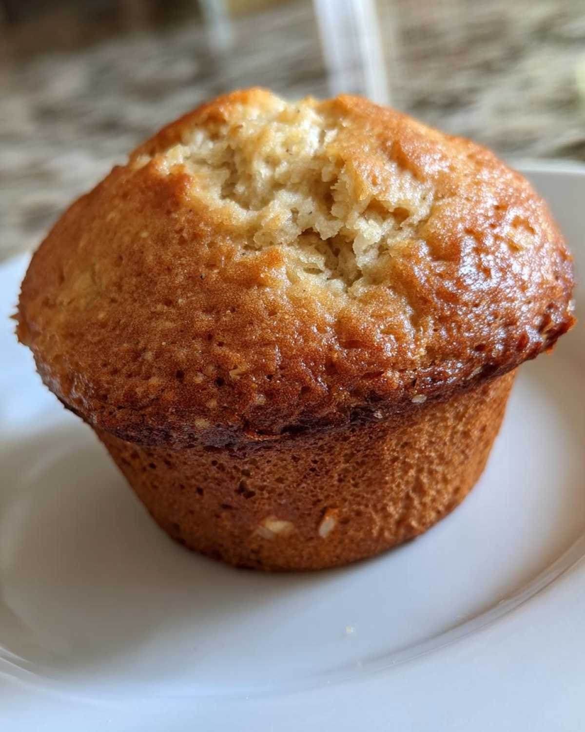 Classic banana muffins - detail 3