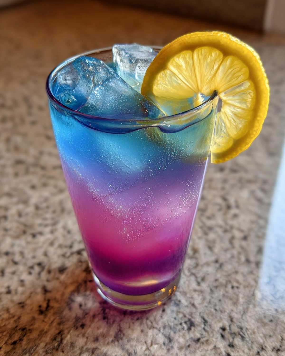 Color-Changing Galaxy Lemonade - detail 3