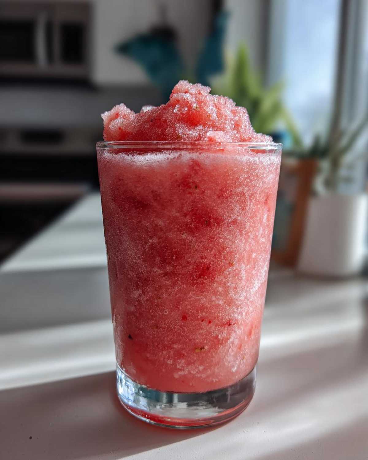 Frozen Rosé Slushie (Frosé) - detail 2