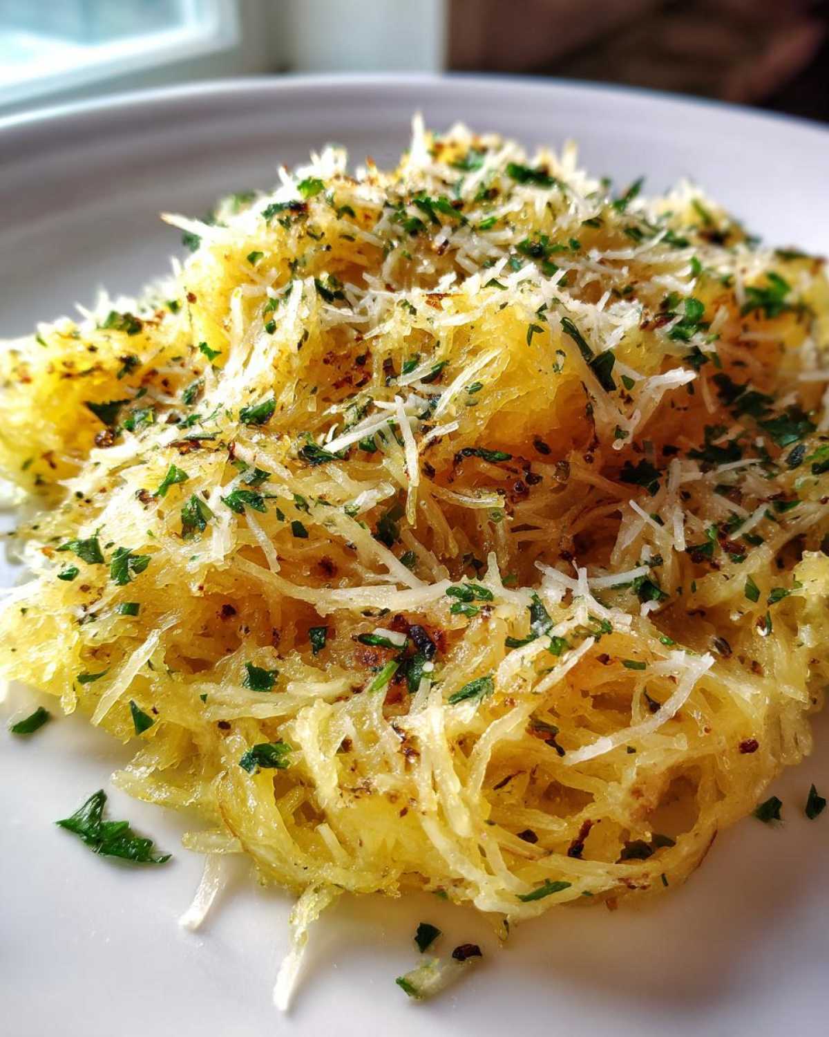 Garlic Parmesan Spaghetti Squash - detail 1