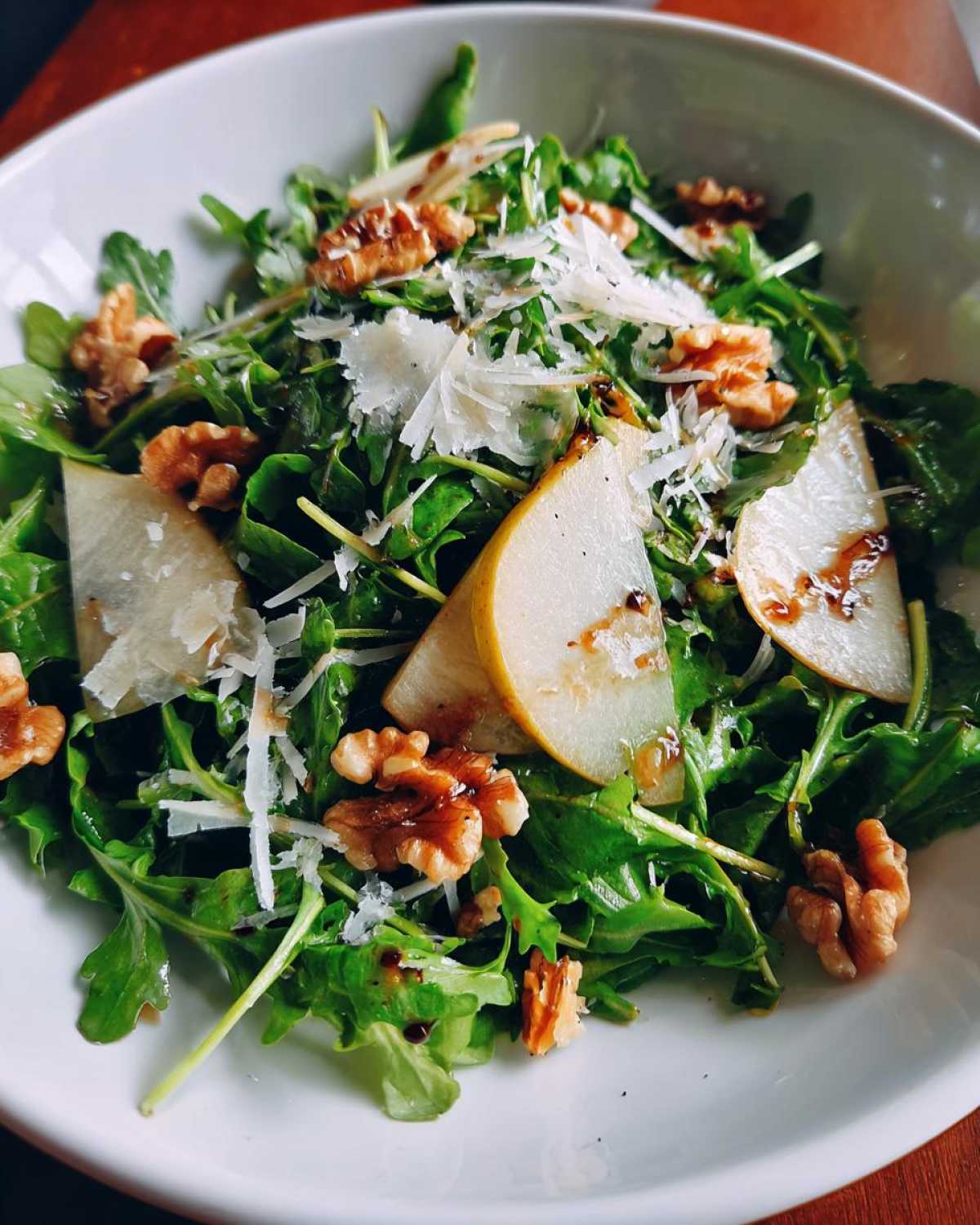 Pear and Arugula Salad with Walnuts - detail 1