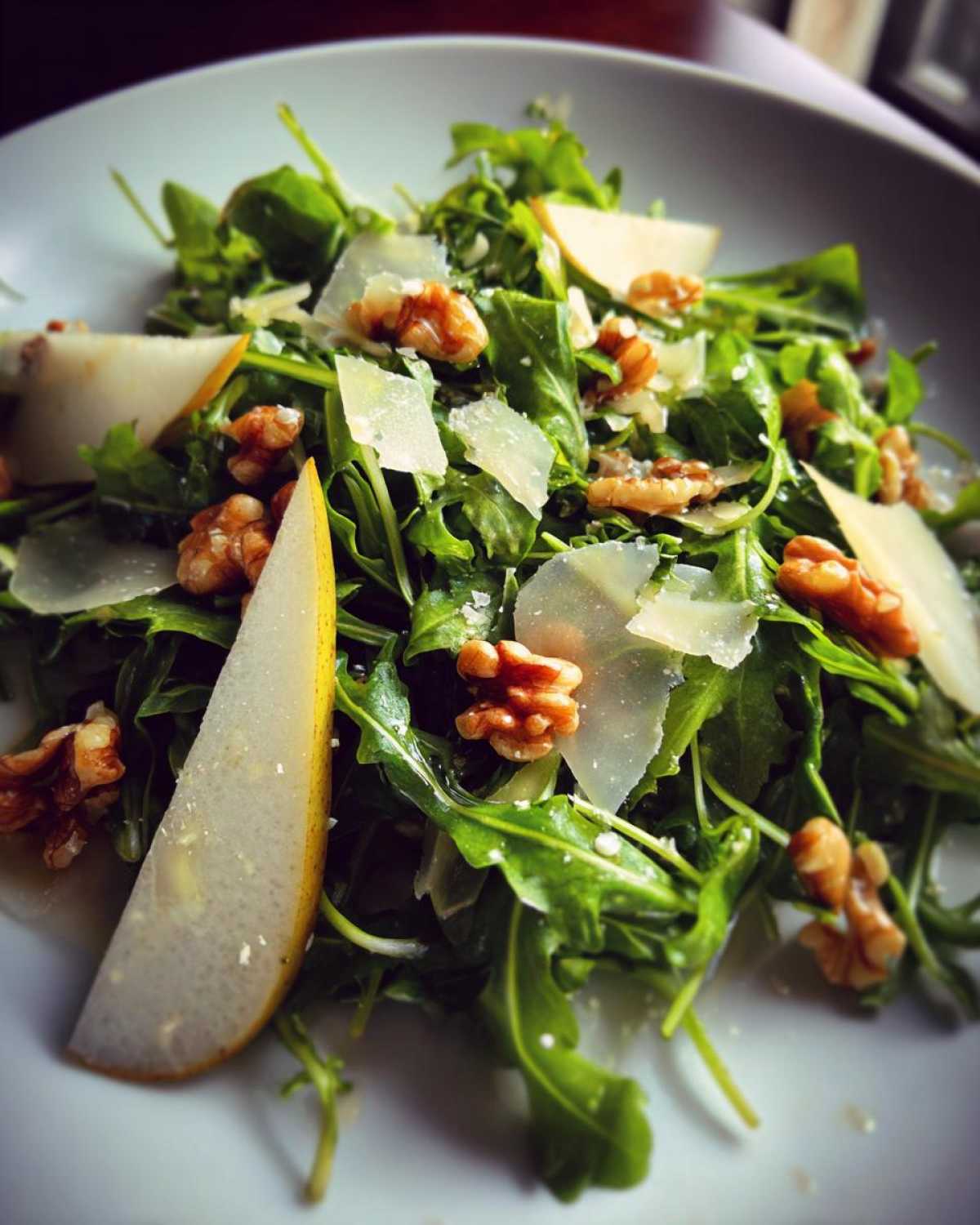 Pear and Arugula Salad with Walnuts - detail 3